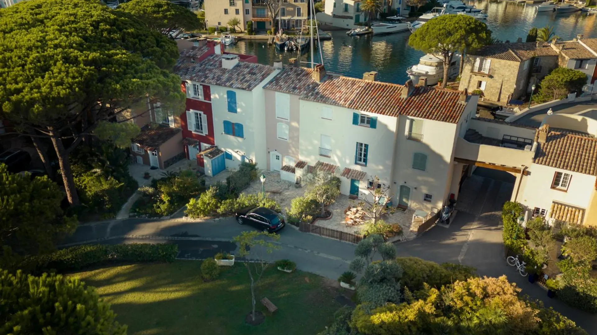 Huebsches Haus Direkt Am Wasser, St. Tropez 15 Min! Grimaud Feriehus