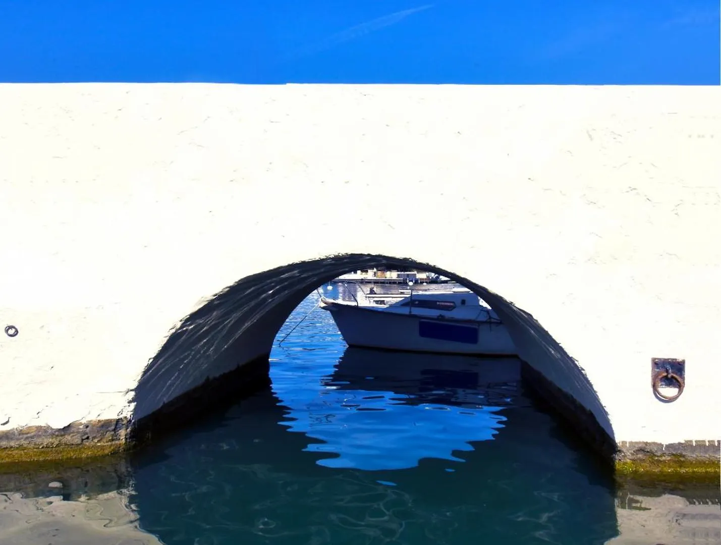 Huebsches Haus Direkt Am Wasser, St. Tropez 15 Min! Grimaud 0*,